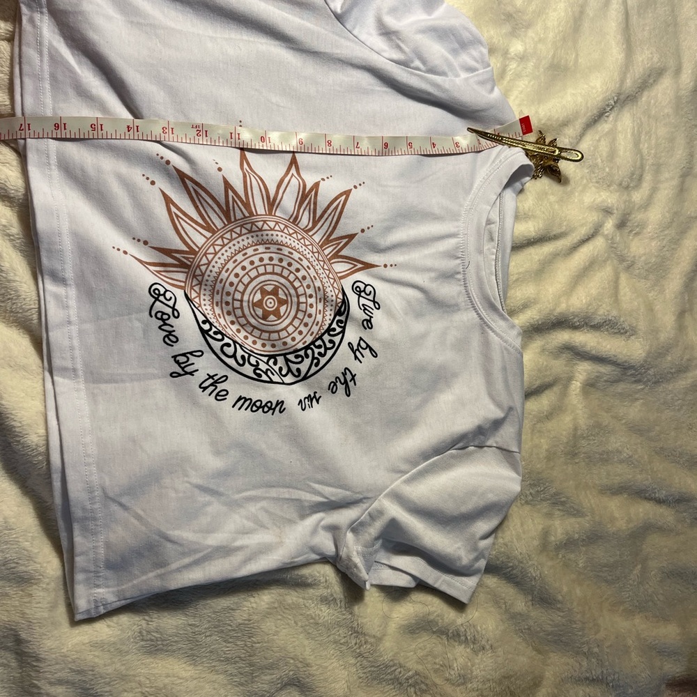 Crop Tshirts - Picture 6 of 8